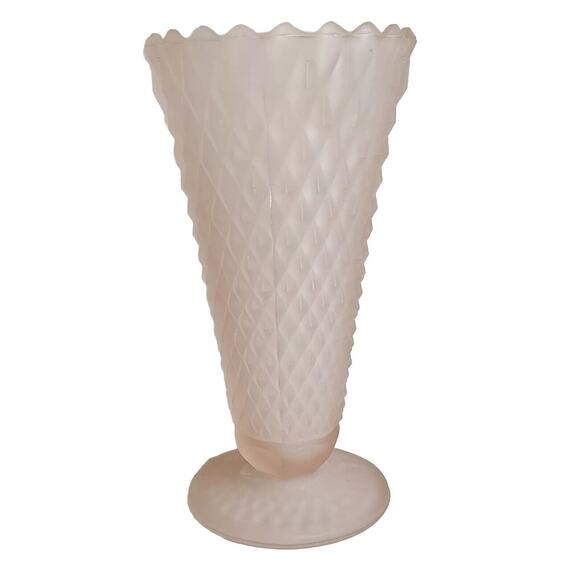 Vintage Indiana Glass Diamond Point Frosted Pink Satin Glass Vase 8" Depression - Picture 1 of 7